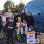 Поліцейські Кривого Рогу спільно з представниками «Капеланського патруля» відвідали багатодітні родини внутрішньо переміщених осіб