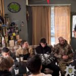 Сила слова і пам’яті: у Кам’янському відбулася зустріч підлітків з ветераном війни