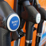 Зростання цін на пальне: Кабмін готує допомогу для українців, але не всіх