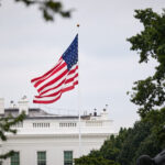 У Білому домі пояснили тимчасовий дозвіл Індії на купівлю нафти в РФ