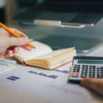 ПДВ для ФОПів, податок на посилки та платформи: оприлюднили текст законопроєкту