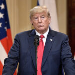 Трамп різко прокоментував закриття Францією неба для літаків США