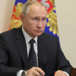 Путін доручив розглянути припинення поставок газу до Європи