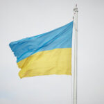 Хабарництво та зростання цін: українці назвали проблеми країни, крім війни