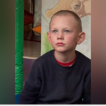 Поліцейські Кривого Рогу розшукують батьків малолітньої дитини, яку було виявлено без супроводу дорослих