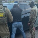 Пішов у СЗЧ та організував канал незаконного переправлення чоловіків за кордон: на Запоріжжі викрито ще одну схему втечі з країни