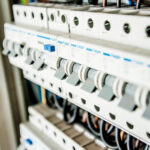 У кількох регіонах України застосовано аварійні відключення світла