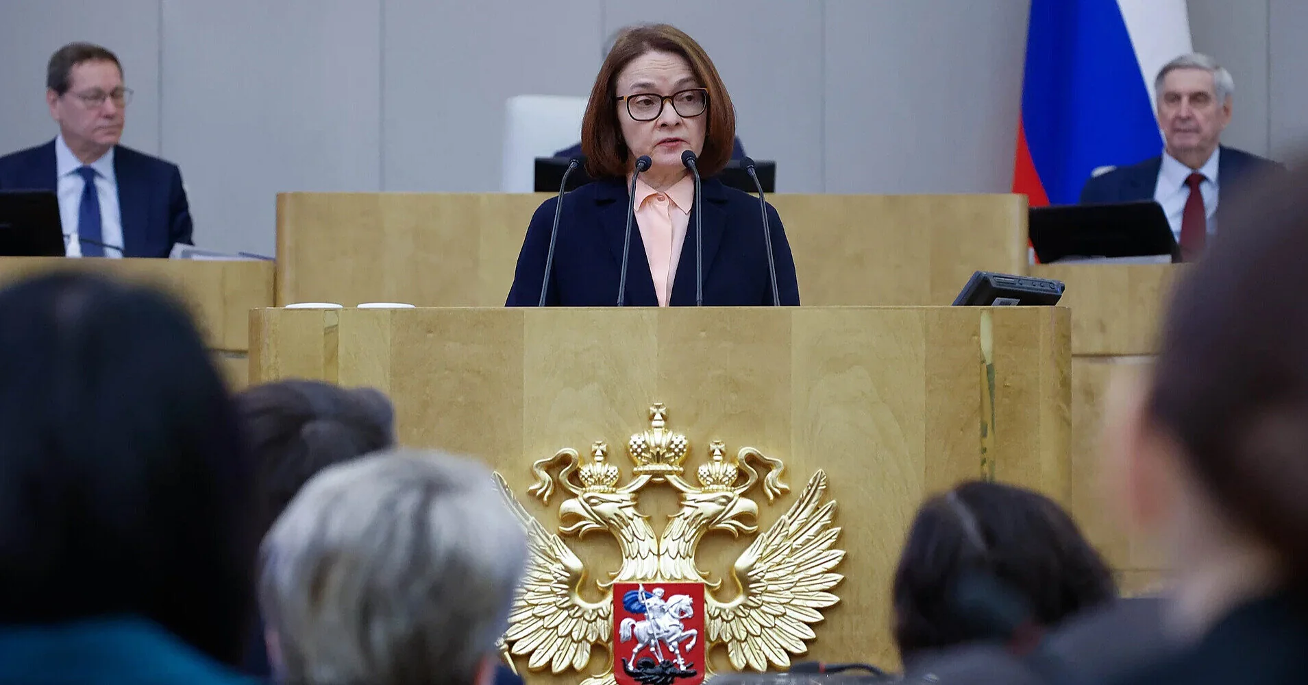 Російський Центробанк заявив про безпрецедентний дефіцит кадрів в РФ