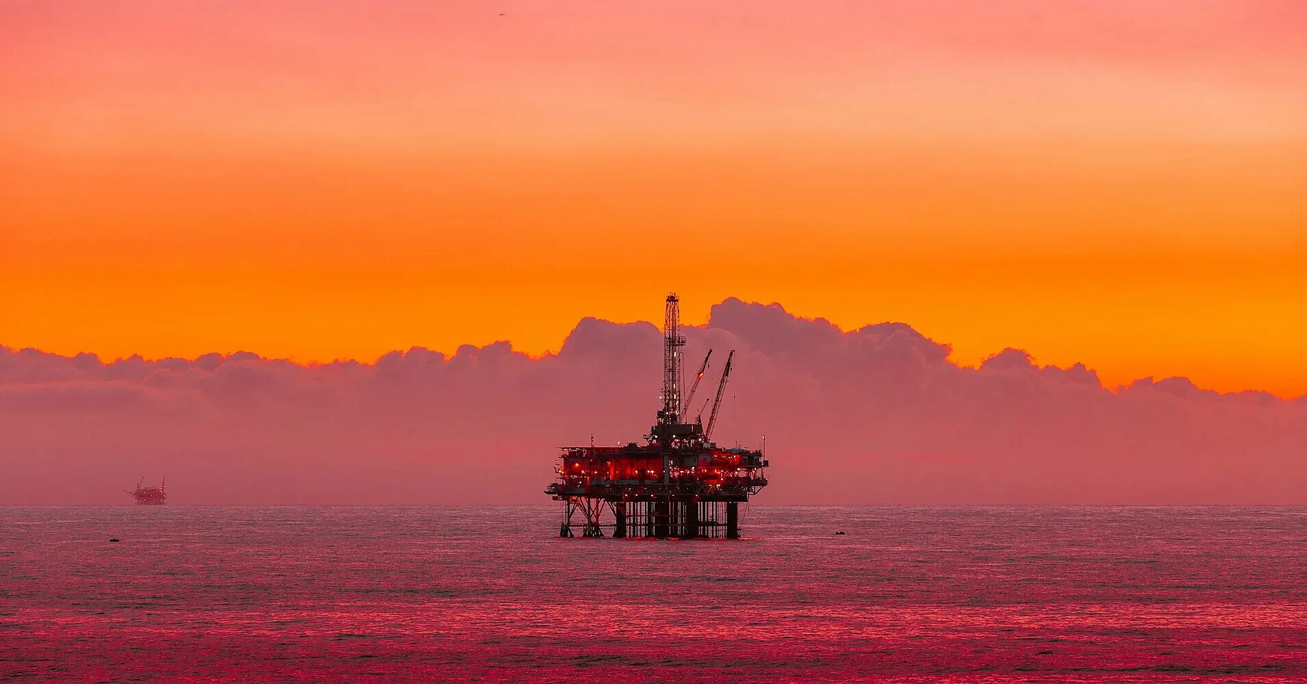 Нафта знову перевищила $111 через глухий кут у переговорах з Іраном