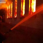 Росія атакувала Дніпропетровщину: постраждали двоє людей, у Нікопольському районі горіла спортивна школа