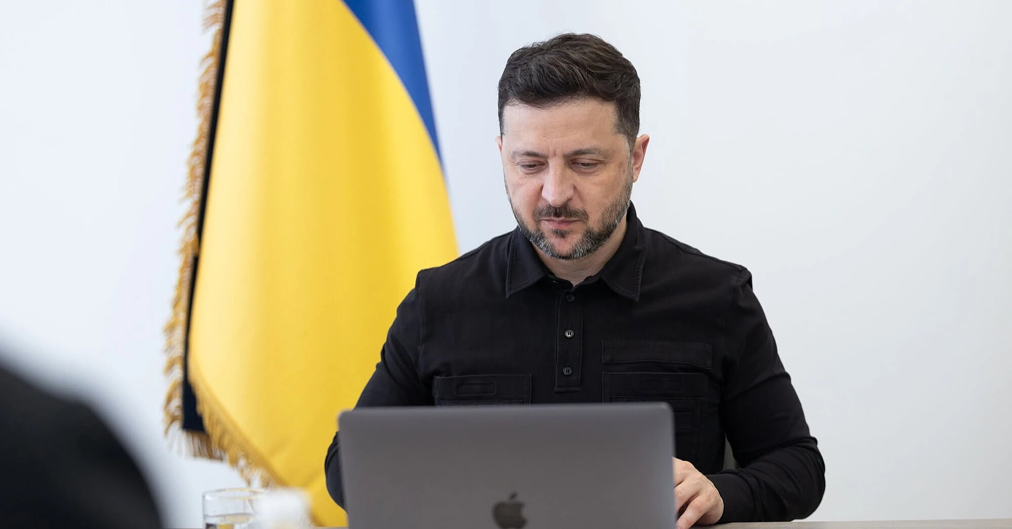 Зеленський вирушить до Парижа на зустріч «”коаліції охочих”