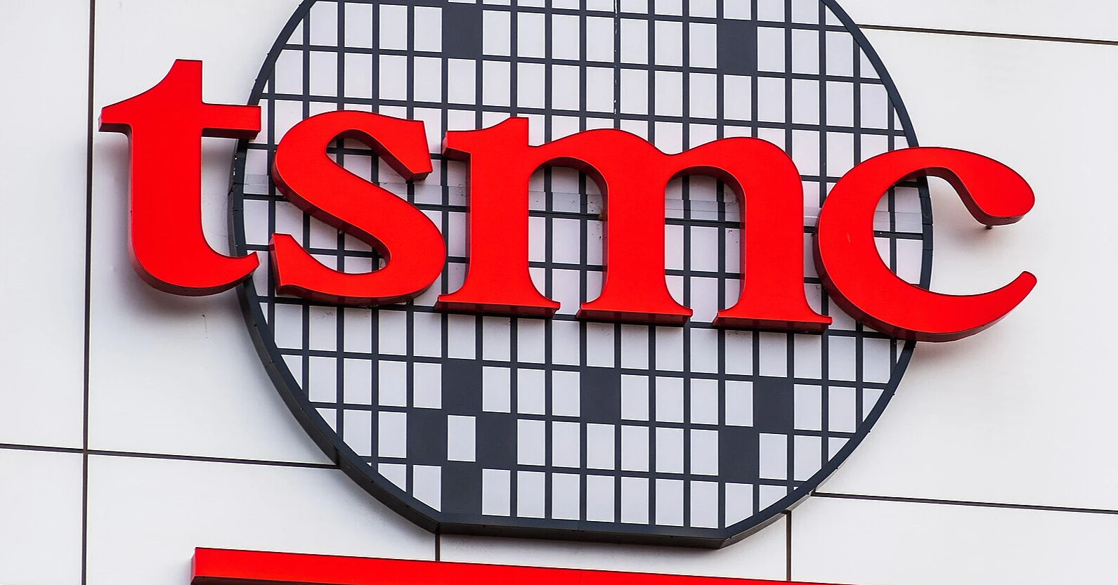 Найбільший виробник напівпровідників TSMC може підвищити ціни на 10%