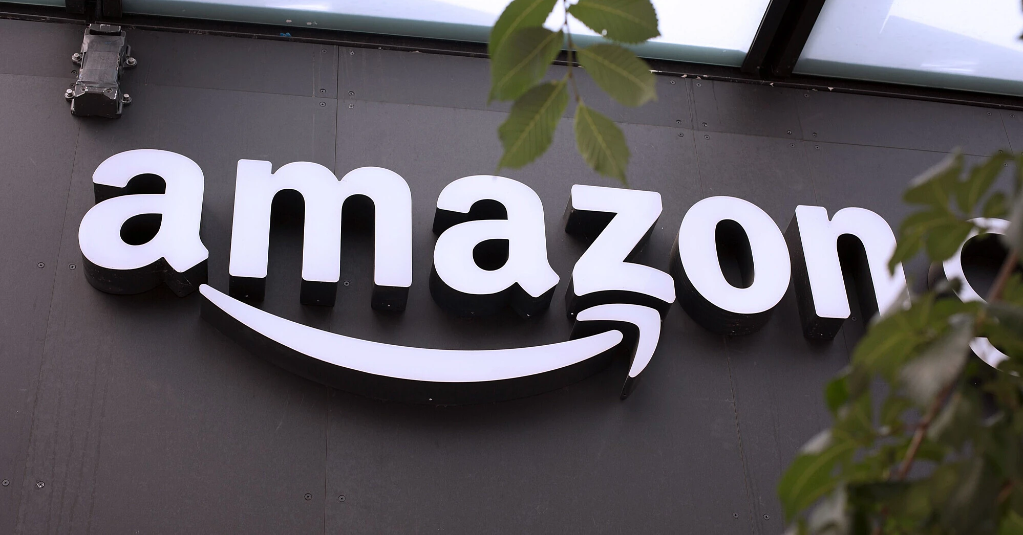 Amazon націлилася на ринок Starlink з новим орбітальним угрупованням
