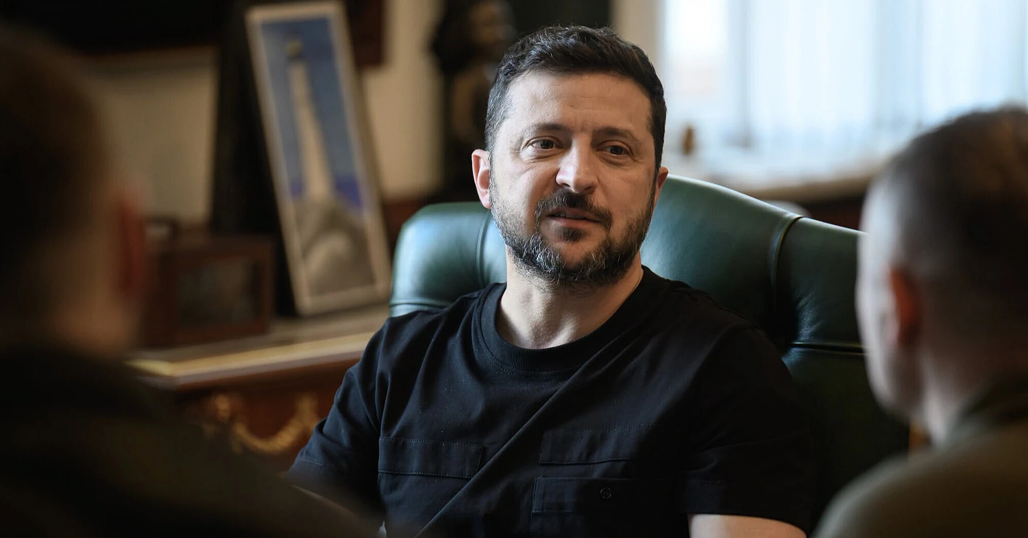 Зеленський зажадав зробити мобілізацію в Україні “більш людяною”