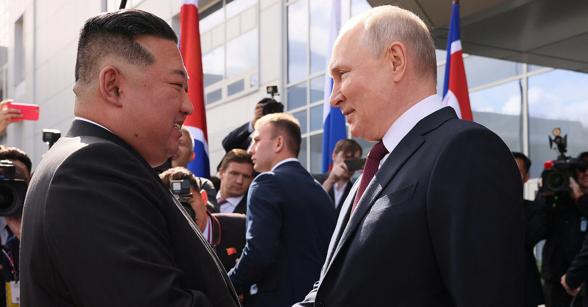 Кім Чен Ин пообіцяв Путіну подальше зміцнення зв’язків з Росією