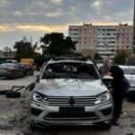 Росіяни атакували Запоріжжя FPV-дроном та ударним БпЛА: троє людей поранені